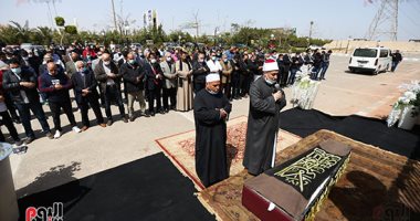 تشييع جثمان شاكر عبد الحميد وزير الثقافة الأسبق من مسجد الشرطة
