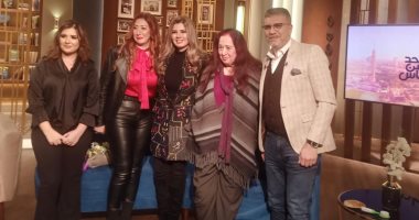 رانيا فريد شوقى وشقيقتها ووالدتها ضيوف "واحد من الناس".. الليلة