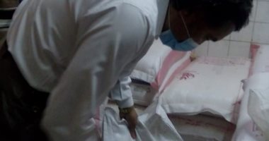 إعدام 3 طن أغذية منتهية الصلاحية وغلق 8 منشآت فى حملات تفتيشية بالشرقية.. صور
