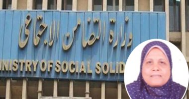 "سهام" الأم المثالية فى أسيوط.. الابن يحكى قصة الكفاح.. أمى ربتنا وتعول والديها المسنين.. عملت على ماكينتين للخياطة لسد احتياجاتنا.. ويؤكد: فخورون باختيارها لأنها تستحق.. وطلبها مقابلة الرئيس السيسى