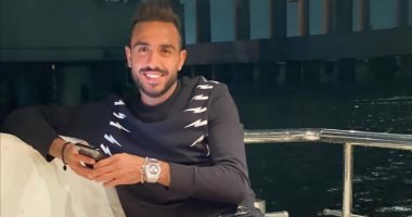 كهربا في أحدث ظهور: "القلب إذا كان مبسوط حتى الملامح تصير حلوة"