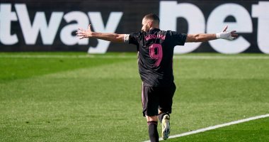 بنزيما يحقق أرقاما مميزة فى فوز ريال مدريد على سيلتا فيجو بالليجا