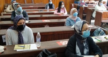 بث مباشر.. انطلاق الفصل الدراسى الثانى بآداب القاهرة وسط إجراءات احترازية