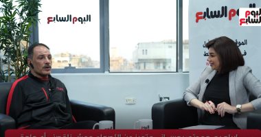 إبراهيم حمدتو: أنا الوحيد فى العالم اللى بيلعب تنس طاولة بـ"فمه".. فيديو