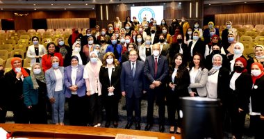 وزير البترول: العنصر النسائى يمثل 30% من إجمالى حجم العمالة بالقطاع 