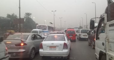 النشرة المرورية.. كثافات مرتفعة بمحاور القاهرة والجيزة