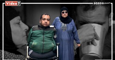 "الخالة والدة".. الحاجة وفاء تولت رعاية نجل شقيقتها من ذوى الهمم حتى وصل للجامعة