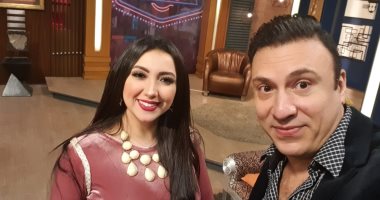 حلقة خاصة عن عيد الأم في "شارع الفن" مع محمد السماحى