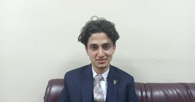 محافظ كفر الشيخ يهنئ الطالب على جابر بفوز بمنصب أمين اتحاد طلاب المدارس.. صور