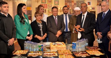 كرم جبر خلال زيارة DMC: الإعلام المصري خط دفاع قوي فى ظهر الدولة المصرية