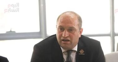 أحمد رمزى نائب التنسيقية يطالب بإنشاء ملعب بمركز شباب الحسانين بمنشأة القناطر   