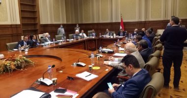 اليوم.. "صناعة الشيوخ" تستكمل مناقشة آليات دعم الصناعة المصرية