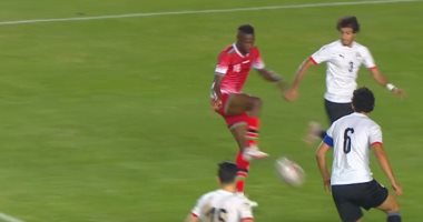 منتخب مصر يواصل الصمود ويتقدم 1 / 0 أمام كينيا بعد 60 دقيقة