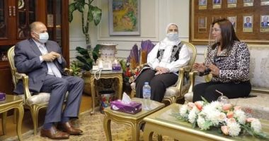 محافظا دمياط وأسيوط ووزيرة التضامن يفتتحون معرض الأثاث الدمياطى "ديارنا"
