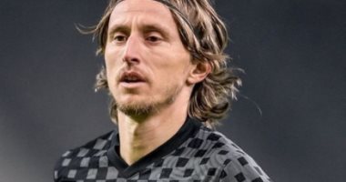 ريال مدريد يهنئ مودريتش لوصوله للرقم القياسى فى المشاركة مع منتخب كرواتيا