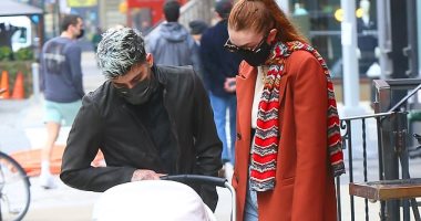 جيجى حديد وزين مالك بإطلالة مميزة مع ابنتهما فى جولة بشوارع نيويورك.. صور