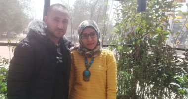 قصة كفاح بنت اسمها "زينب".. من دبلوم زراعة للبكالوريوس.. واجهت انتظار الوظيفة بمشروع لإنتاج الزهور ونباتات الزينة والأشجار بالوادى الجديد.. وتطرح مبادرة لإحياء زراعة الزهور الطبيعية.. فيديو وصور