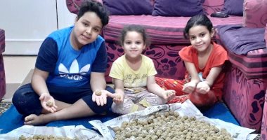 أهالى الأقصر يلغون الاحتفال بمولد "أبو الحجاج الأقصرى" للعام الثانى لمكافحة العدوى بكورونا.. الأطفال والسيدات يحتفلون على طريقتهم بصنع صوانى "كباب المولد".. وابن العائلة الحجاجية: ملتزمون بقرارات الحكومة.. صور