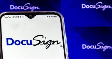 تعملها إزاى؟.. كيفية استخدام DocuSign لإرسال توقيعك الرقمى 