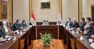 وزيرة الصحة لرجال الإسعاف: الوطن لن ينسى دوركم البطولى فى إنقاذ أرواح أبنائه