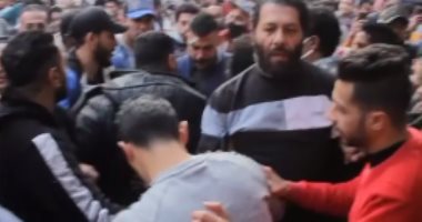جمهور محمد إمام يلتف حوله بكواليس مسلسل "النمر" ويعلق: مسئولية كبيرة.. فيديو