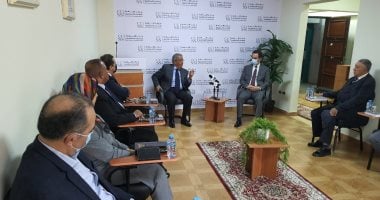 عمرو موسى بندوة مركز القاهرة للدراسات: العالم العربى مجال حيوى شامل لمصر