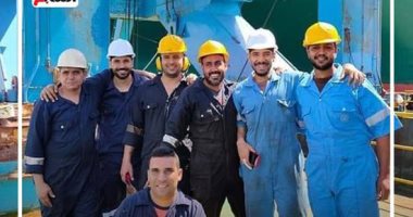 ملحمة مصرية جديدة.. فرحة العاملين فى قناة السويس بتعويم السفينة الجانحة.. فيديو