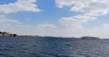 بث مباشر.. السفينة الجانحة بقناة السويس تتحرك باتجاه منطقة البحيرات
