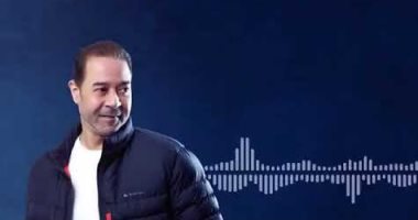 مدحت صالح يغنى تتر مسلسل "هجمة مرتدة" لـ أحمد عز وهند صبرى