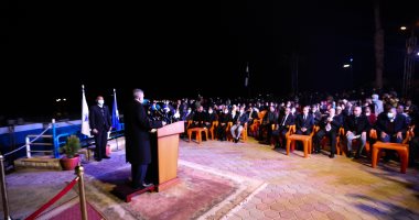 رئيس هيئة قناة السويس خلال مؤتمر صحفى: لم يحدث وأغلقنا قناة السويس بسبب الطقس.. الفريق أسامة ربيع: سفن أكبر من إيفر جيفن عبرت القناة بسلام.. ولن نمنع أى سفينة من العبور والسفن العالقة لديها ثقة فى هيئة القناة
