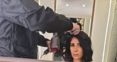 منى زكى في أحدث ظهور لها من كواليس مسلسل لعبة نيوتن