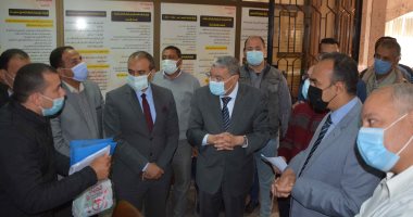 محافظ المنيا: 168 ألفا و490 طلبا للتصالح فى مخالفات البناء حتى الآن.. صور