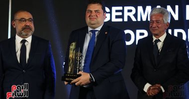 احتفالية bt100 تمنح الشركة الألمانية اللبنانية لصناعة الدهانات جائزة عن أكبر حصة سوقية في الدهانات