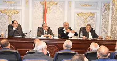 جدل باجتماع "محلية النواب" حول مدى الالتزام بتطبيق الأسس الفنية لإعلانات الطرق