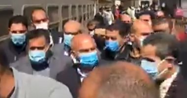 وزير النقل يتفقد تطوير محطة قطار طنطا.. كامل الوزير يأمر برفع القضبان القديمة خلال شهر واحد.. ويوجه بتكثيف أعمال النظافة داخل القطارات.. ويؤكد على الالتزام بالمواعيد الرسمية لتحريك القطارات وعدم مخالفتها .. صور