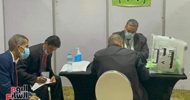 غلق باب التصويت بانتخابات التجديد النصفى لنقابة الصحفيين وبدء أعمال الفرز.. صور