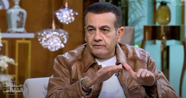 الإهمال والعنف.. أسامة منير يكشف عن أغرب شكاوى عاطفية تلقاها