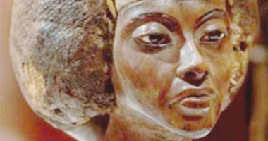 الرحلة الذهبية.. "تى" تودع والديها "يويا وتويا" لأول مرة وتخرج فى الموكب الملكى
