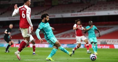 محمد صلاح يسجل أول أهدافه بالقدم اليمنى في الدوري الإنجليزي ضد أرسنال