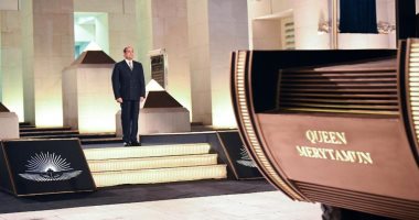 الرئيس السيسى يستقبل ملوك مصر القديمة على أبواب متحف الحضارة