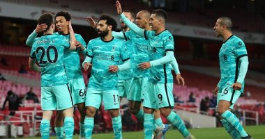 ليدز ضد ليفربول.. محمد صلاح على مقاعد البدلاء ومانى وفيرمينو فى الهجوم