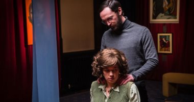 اختيار جورج بلاجدن وآنا بوببلويل لبطولة فيلم The Gallery