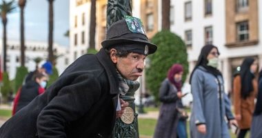 "شارلو" فقده لوظيفته حفزه لتجسيده شخصية تشارلي شابلن بإبداع.. ألبوم صور