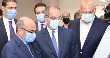 وزيرا العدل والاتصالات يفتتحان فرعي توثيق مميزين بأكتوبر والشيخ زايد.. صور