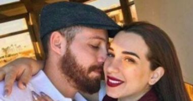 أسما شريف منير تحذف صور زوجها محمود حجازى من على إنستجرام وتلغى متابعته