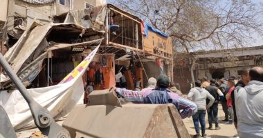 إزالة اشغالات شارع العامل الأول بإمبابة ورفع 115 اشغال بحى جنوب الجيزة.. صور