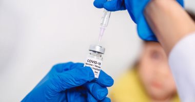 هل يقترب العالم من تطوير أول لقاح كورونا للأطفال؟