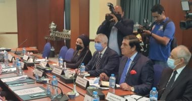 مجلس النواب يدعو لدعم العمل العربى المشترك خلال اجتماع مع رئيس البرلمان العربى