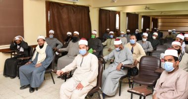 ختام الدورات التدريبية الخاصة بأئمة الأوقاف بالتعاون مع جامعة الأقصر