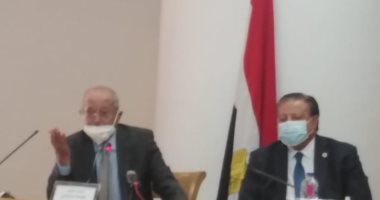 أحمد مرسى: ثروت عكاشة أكبر من أى احتفال وكتبه وأعماله باقية على مر العصور